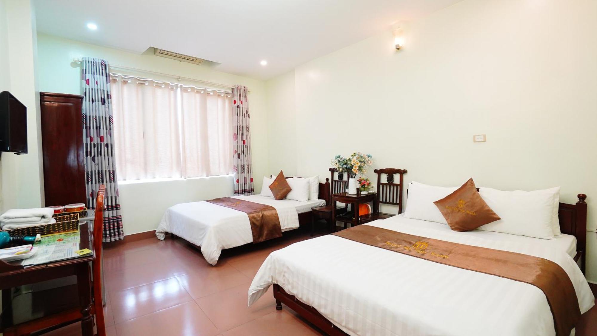Ho Sen Xanh Hotel Hanoi Exterior photo